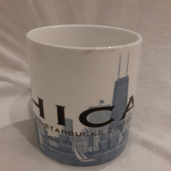 STARBUCKS 2005 Chicago Skyline Series Coffee Mug - Picture 2 of 4
